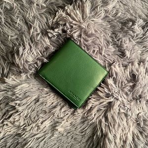 Coach- Men’s wallet -double bill sport